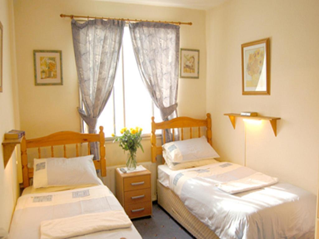 Broadway Lodge Bed And BreakfastSurbiton 部屋 写真